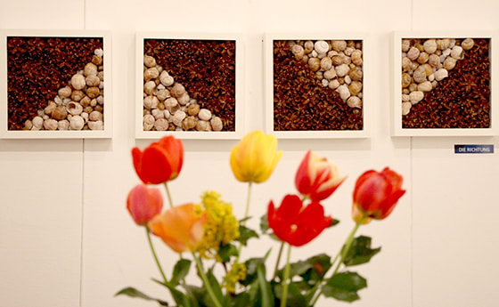 Vernissage der Ausstellung von Burgi Fiona Brandstetter im Linzer Bildungs- und Begegnungszentrum Haus der Frau 
