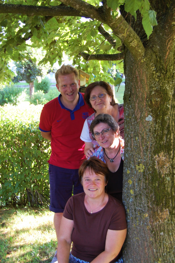 FA_Mission_team                                  