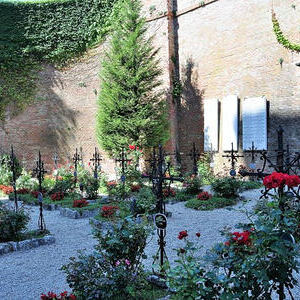 Priester-Friedhof