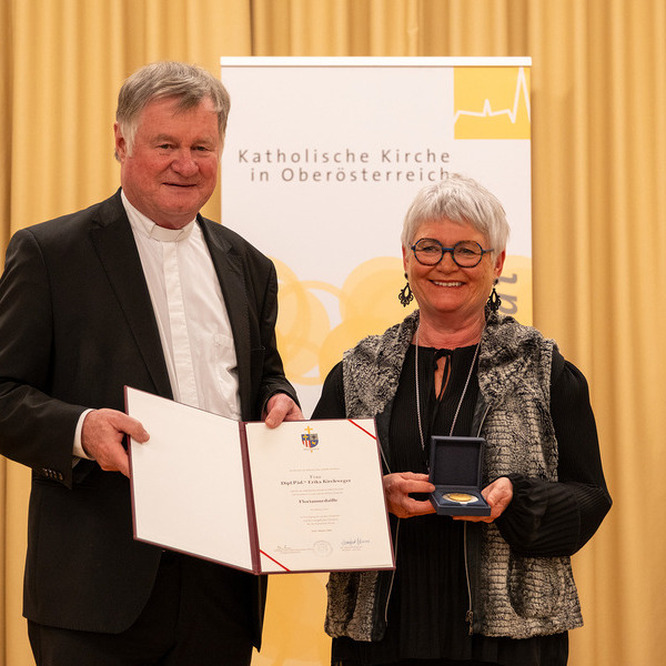 Erika Kirchweger aus Linz erhielt die Florianmedaille.